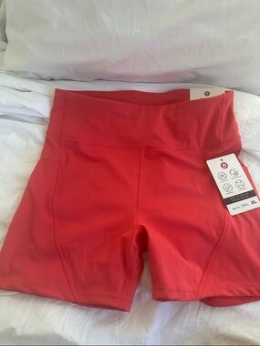 Women’s High-Waist Coral Active Shorts